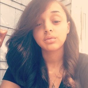 Meet your Posher, Destiny